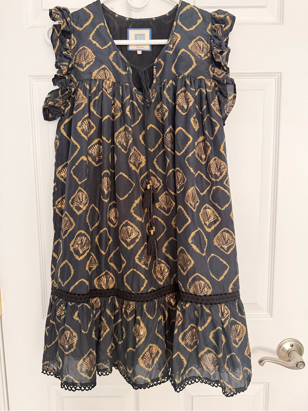 EUC Bell by Alicia 🌼 Bell Cotton-Silk, Black & Gold Dress Sz. S